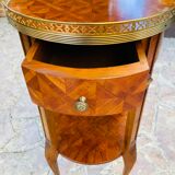Quadripod bedside table in Louis XV style marquetry