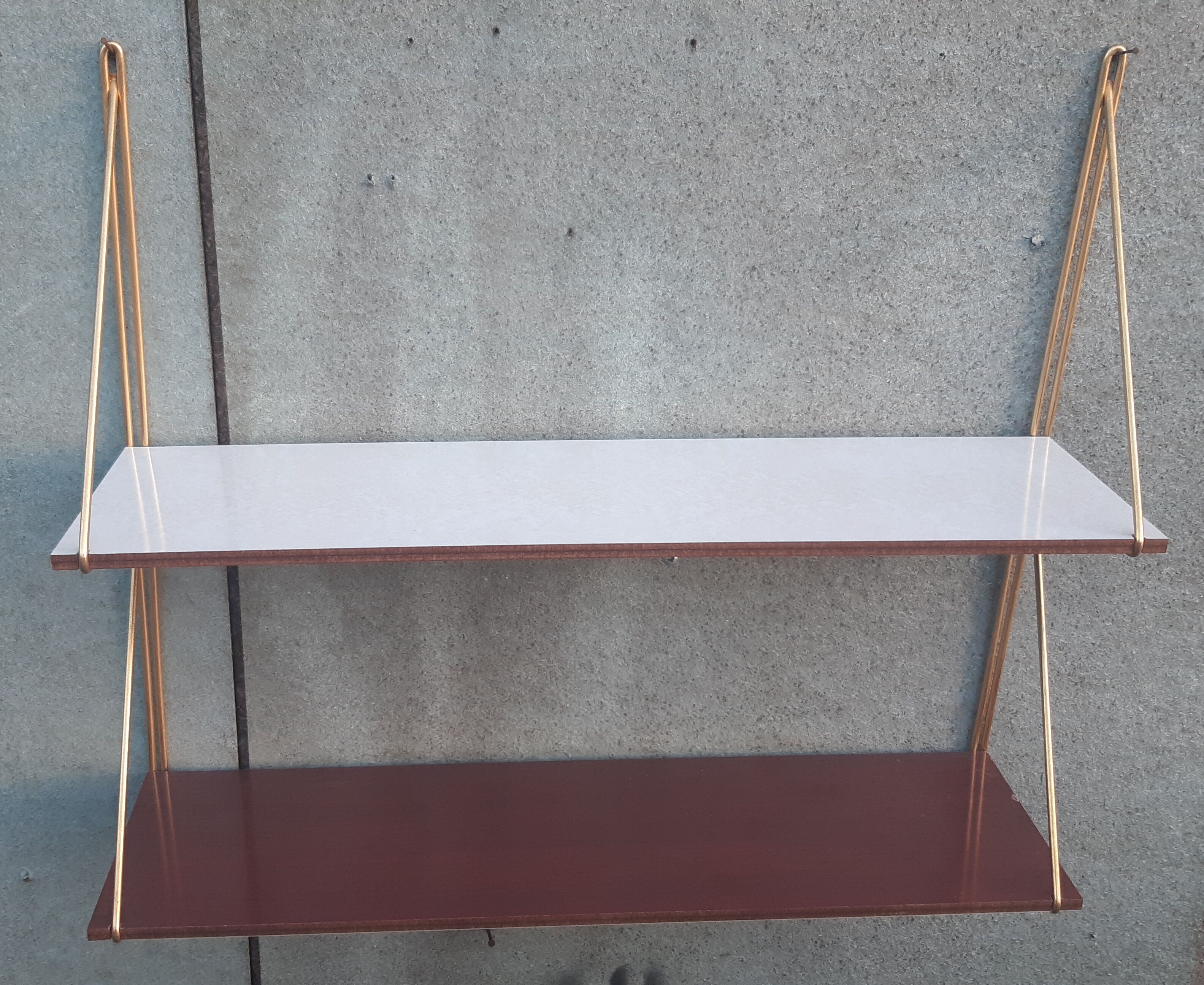 Shelf string 1970