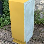 Ochre yellow Art Deco chest of drawers