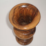 Olivier wood vase