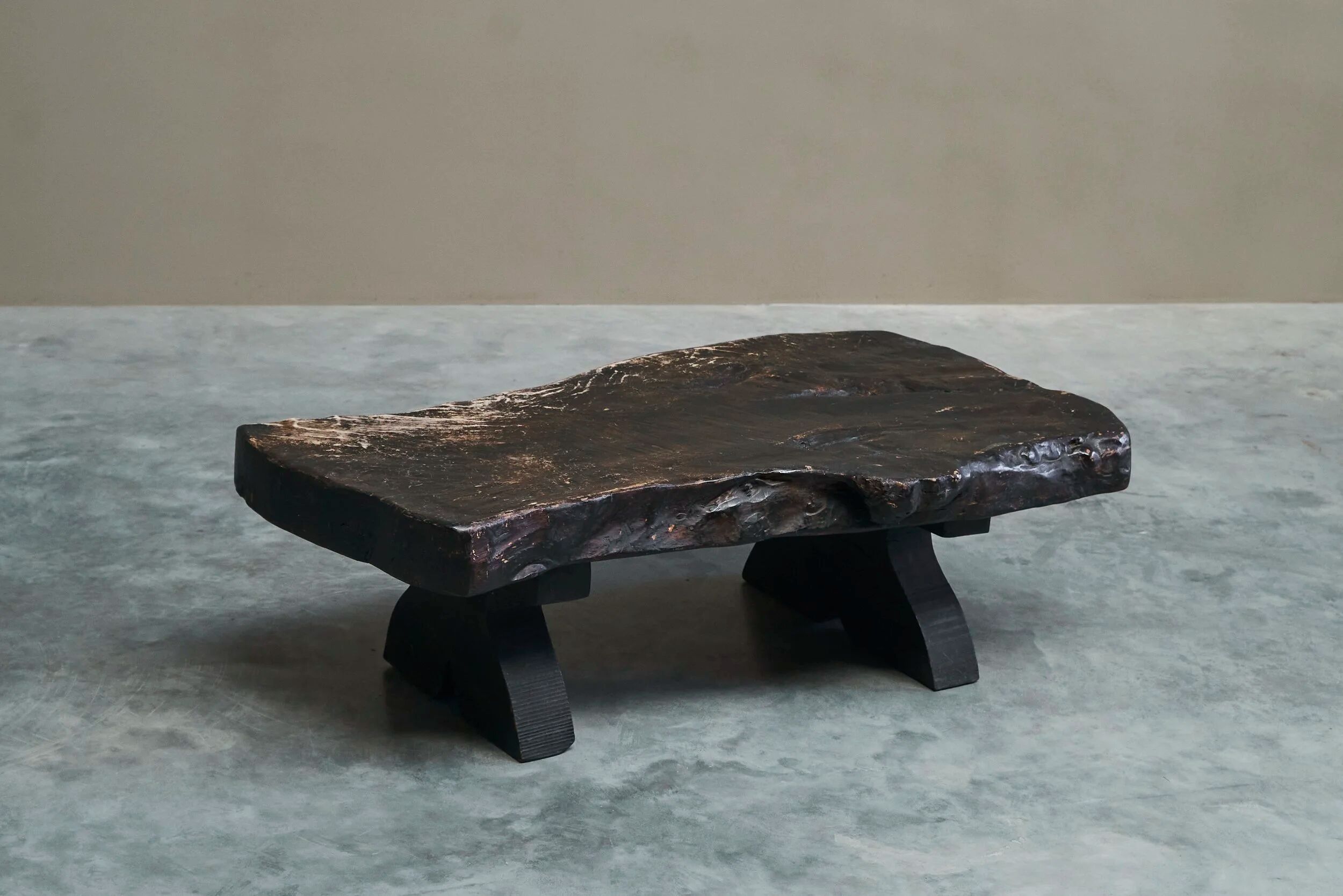 Sculptural coffee table in solid wood with natural edges, Europe, 1960s.