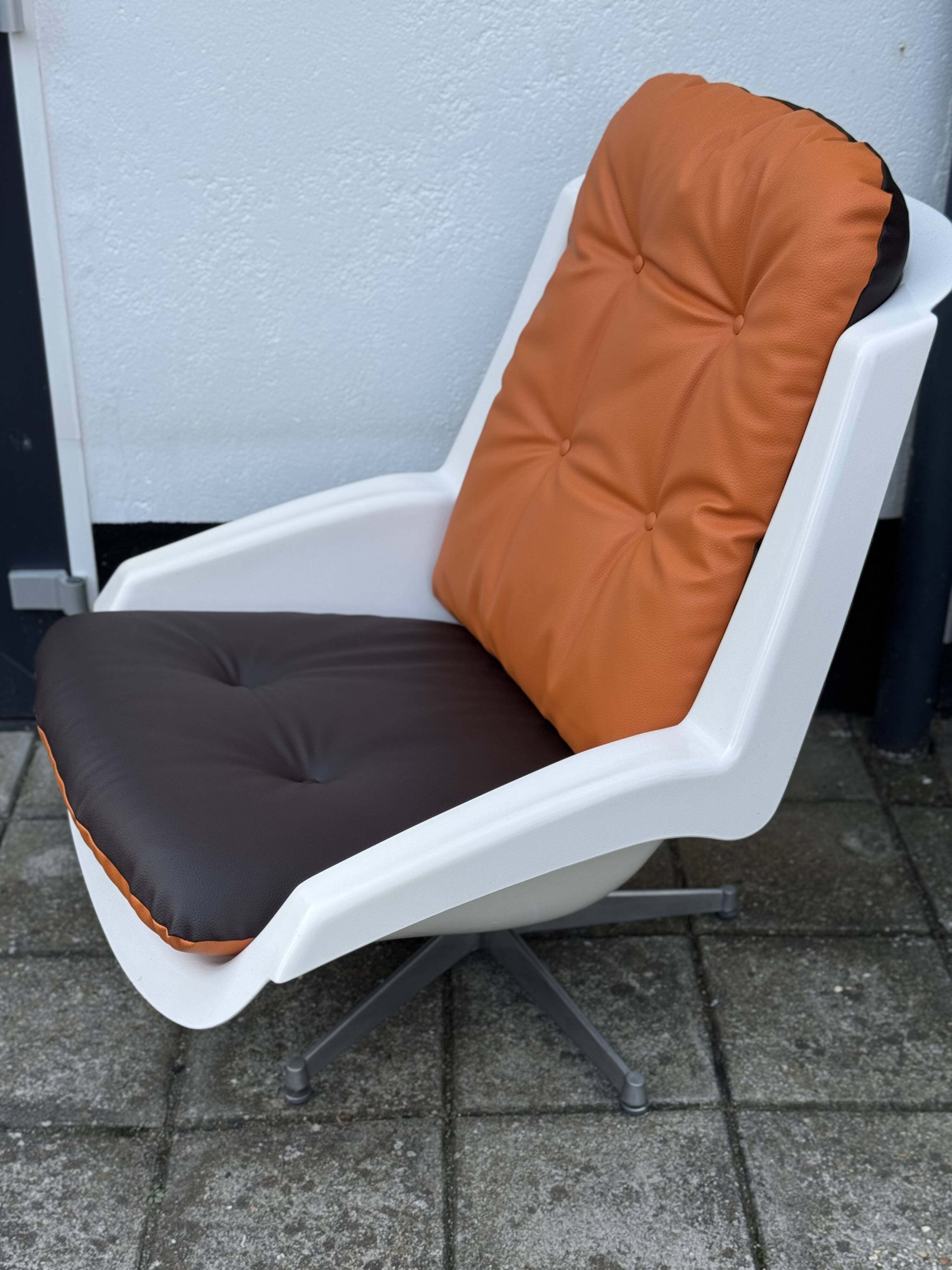Chaise Alfa vintage de l'ère spatiale par Paul Tuttle