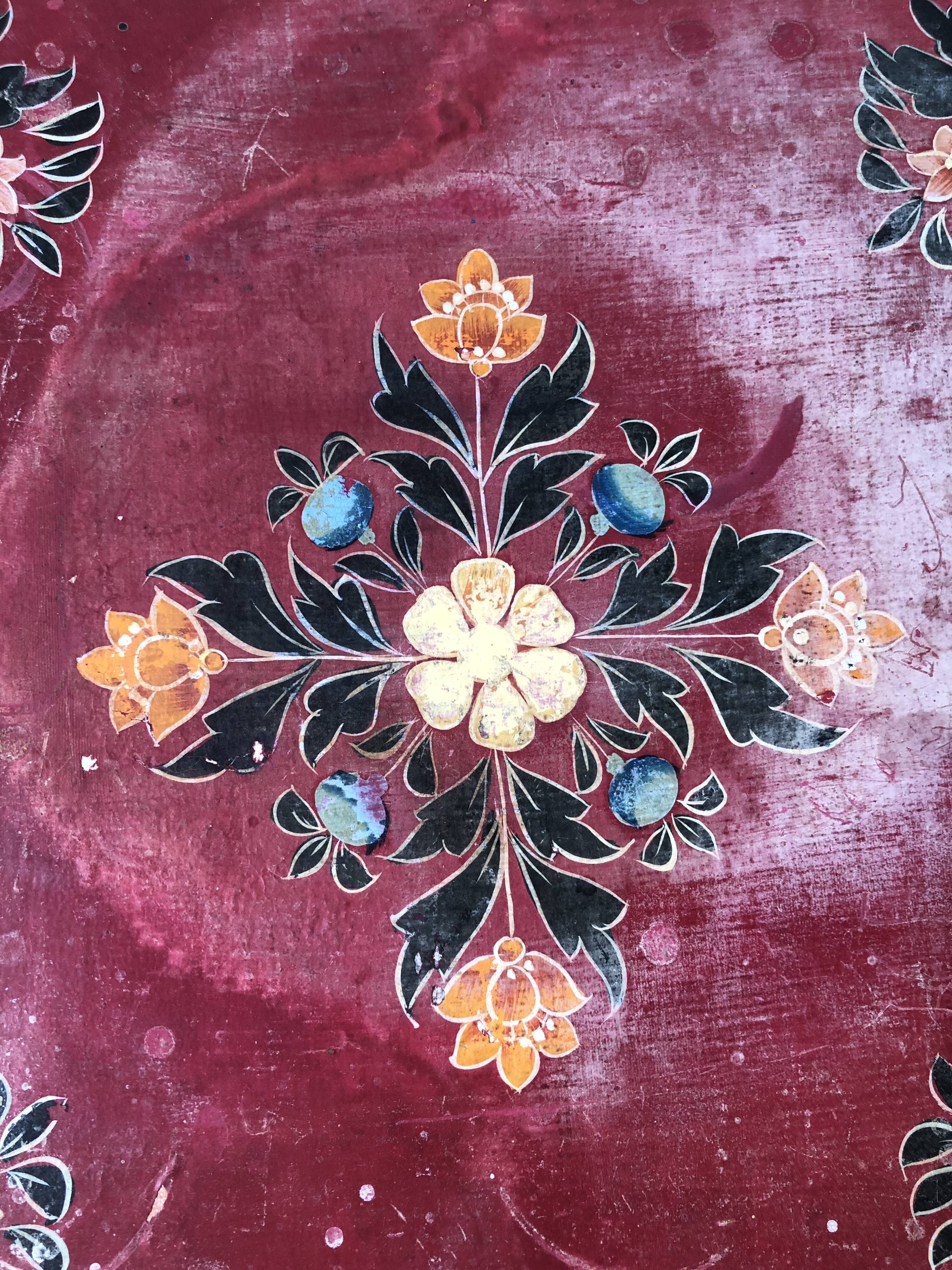 Old boo coffee table wood and hand painting