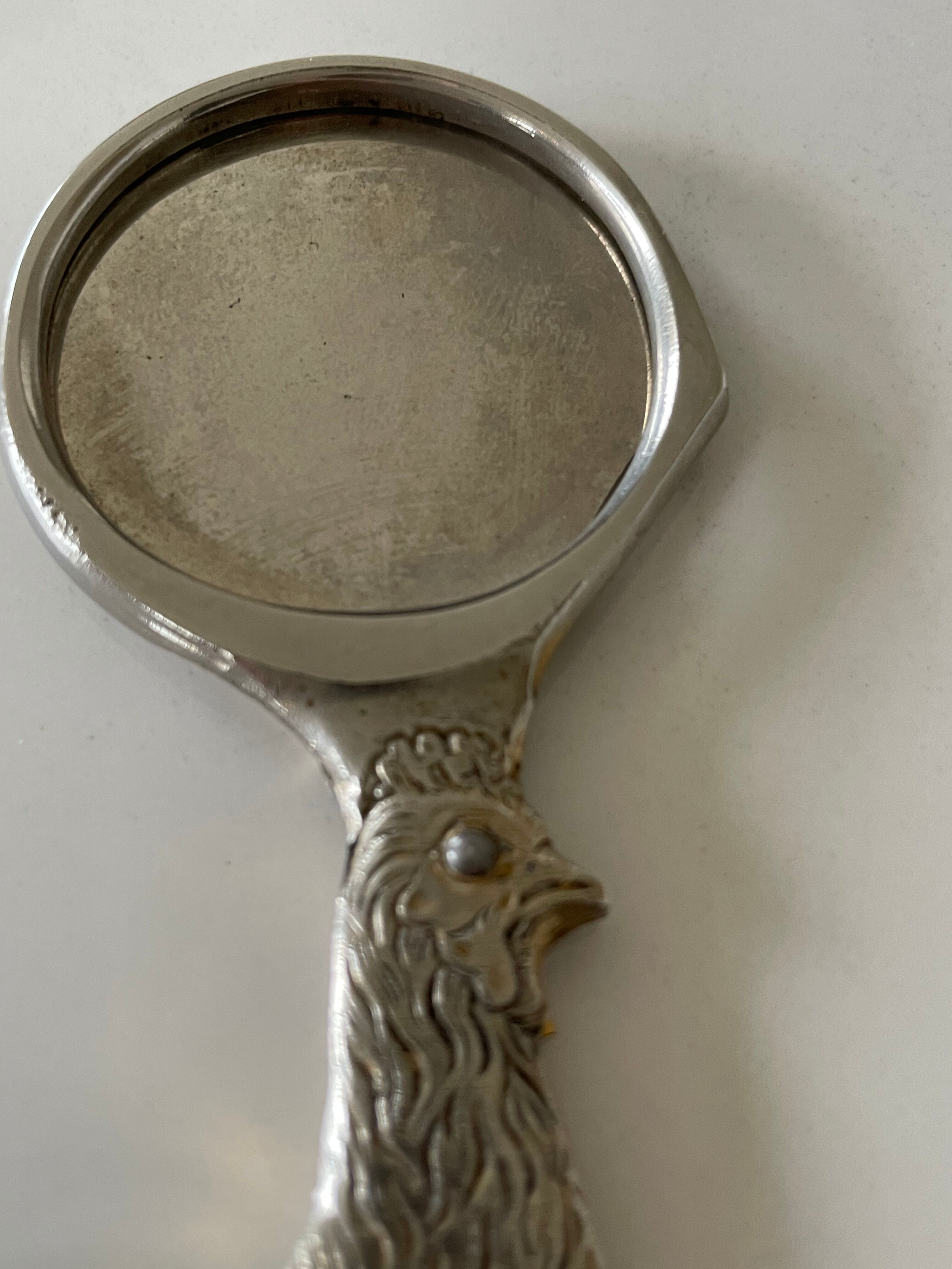Ciseaux ou couteaux à oeuf vintage