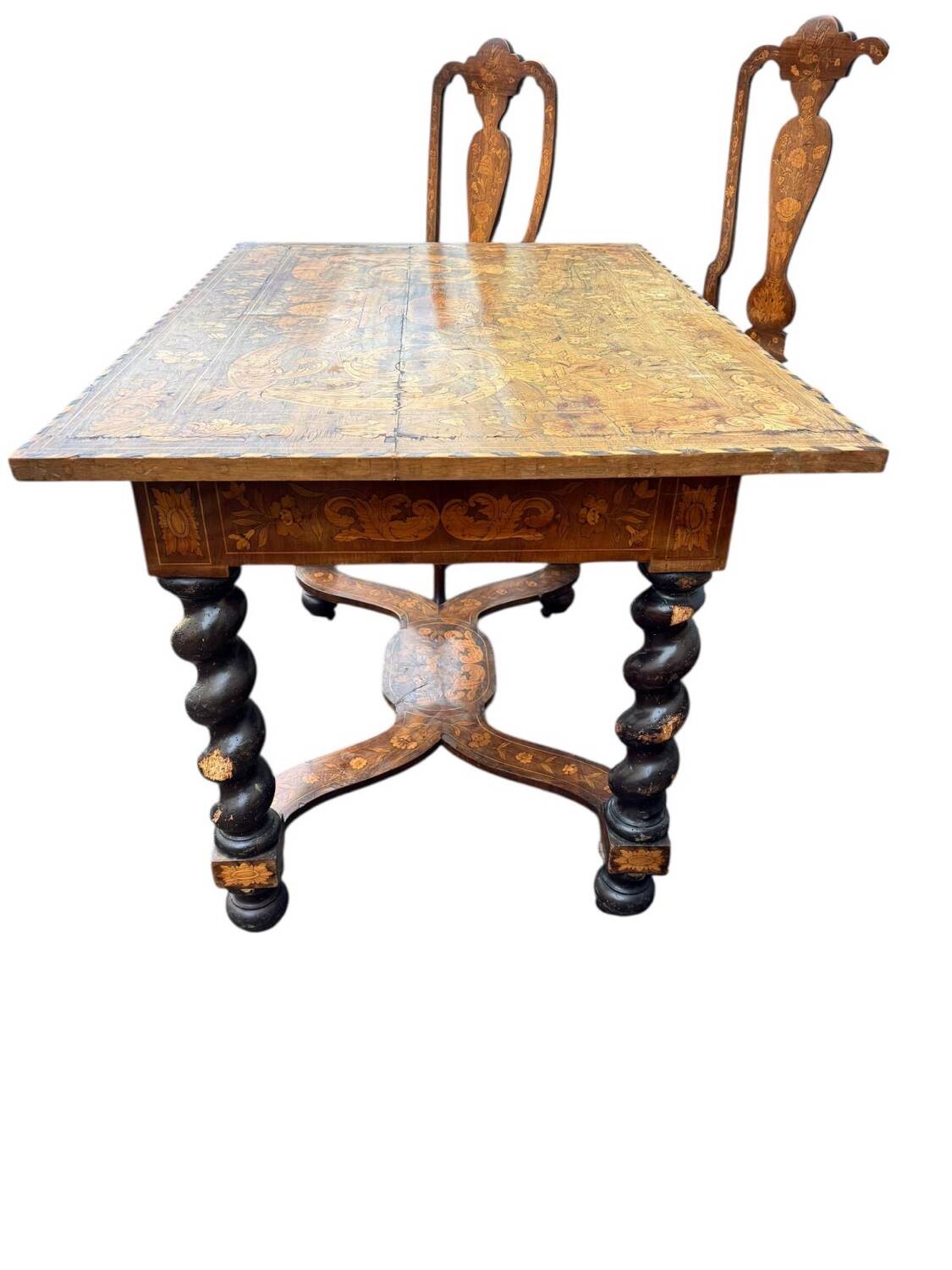 Dutch salon 1900, table and 4 chairs in marquetry stamped IDRAC.