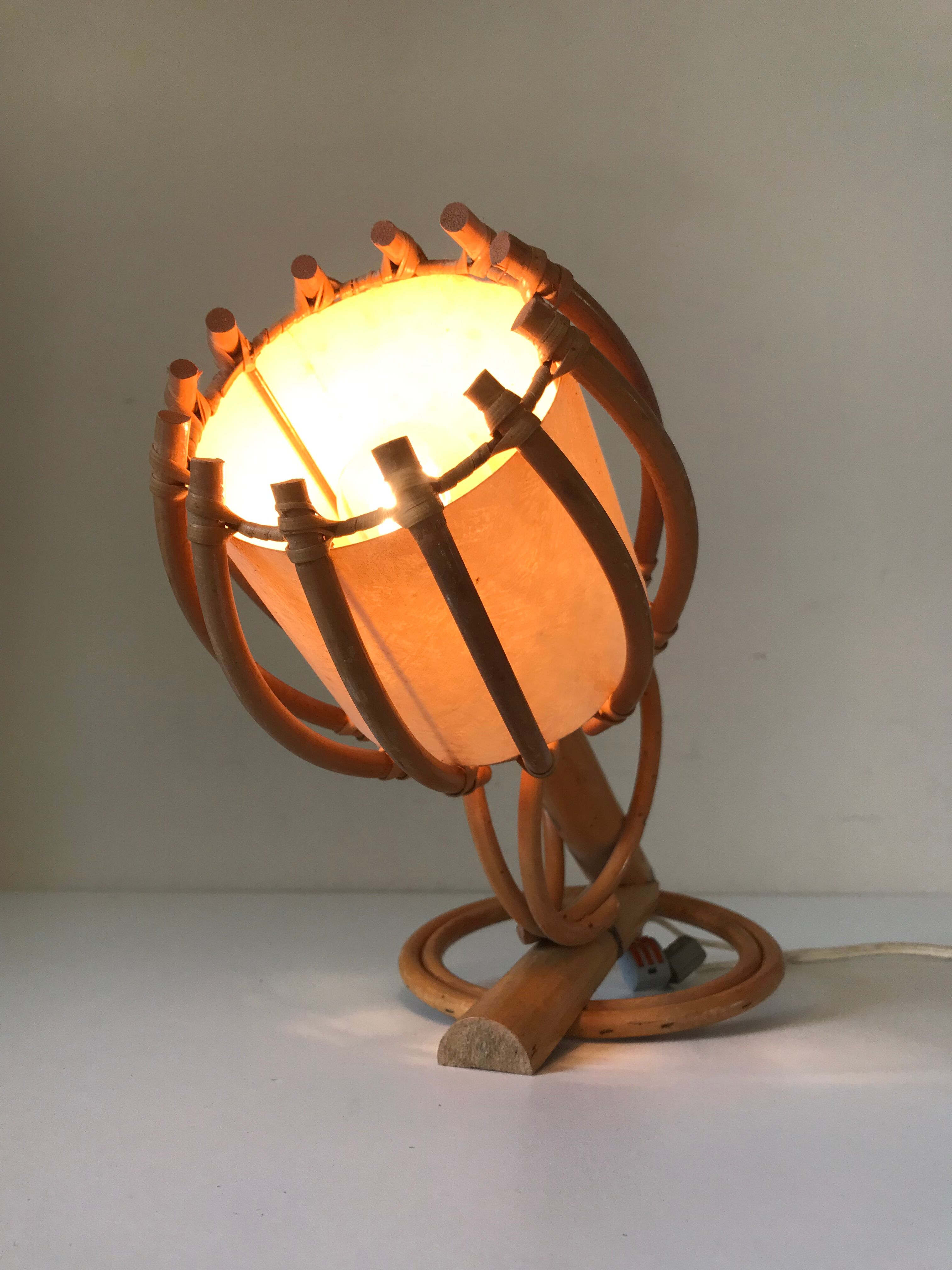 Rattan wall lamp vintage design 60 s