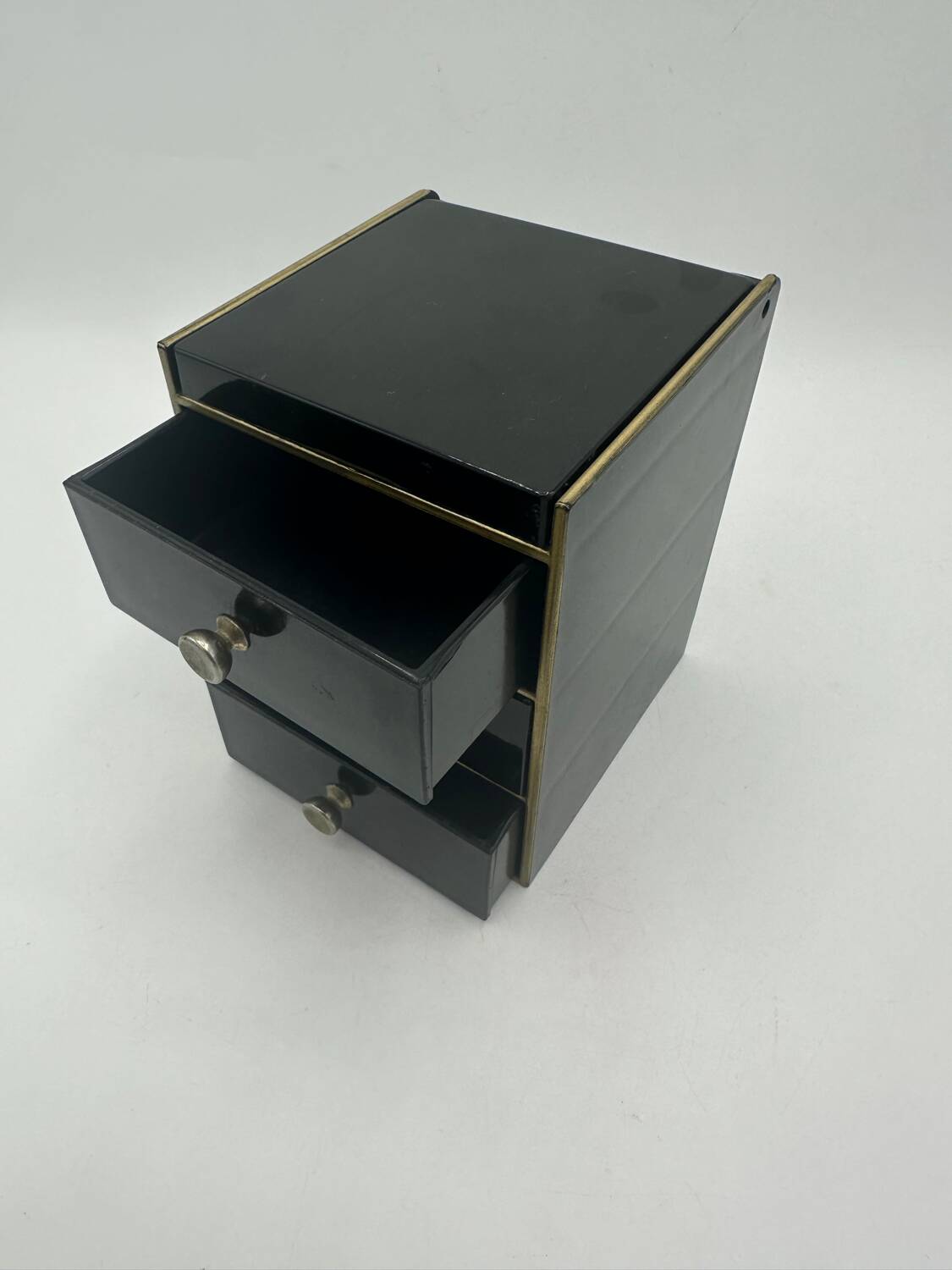Space age jewelry box