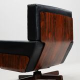 Swivel rosewood model 401 armchair by Menilio Taro for Cinova, 1960s