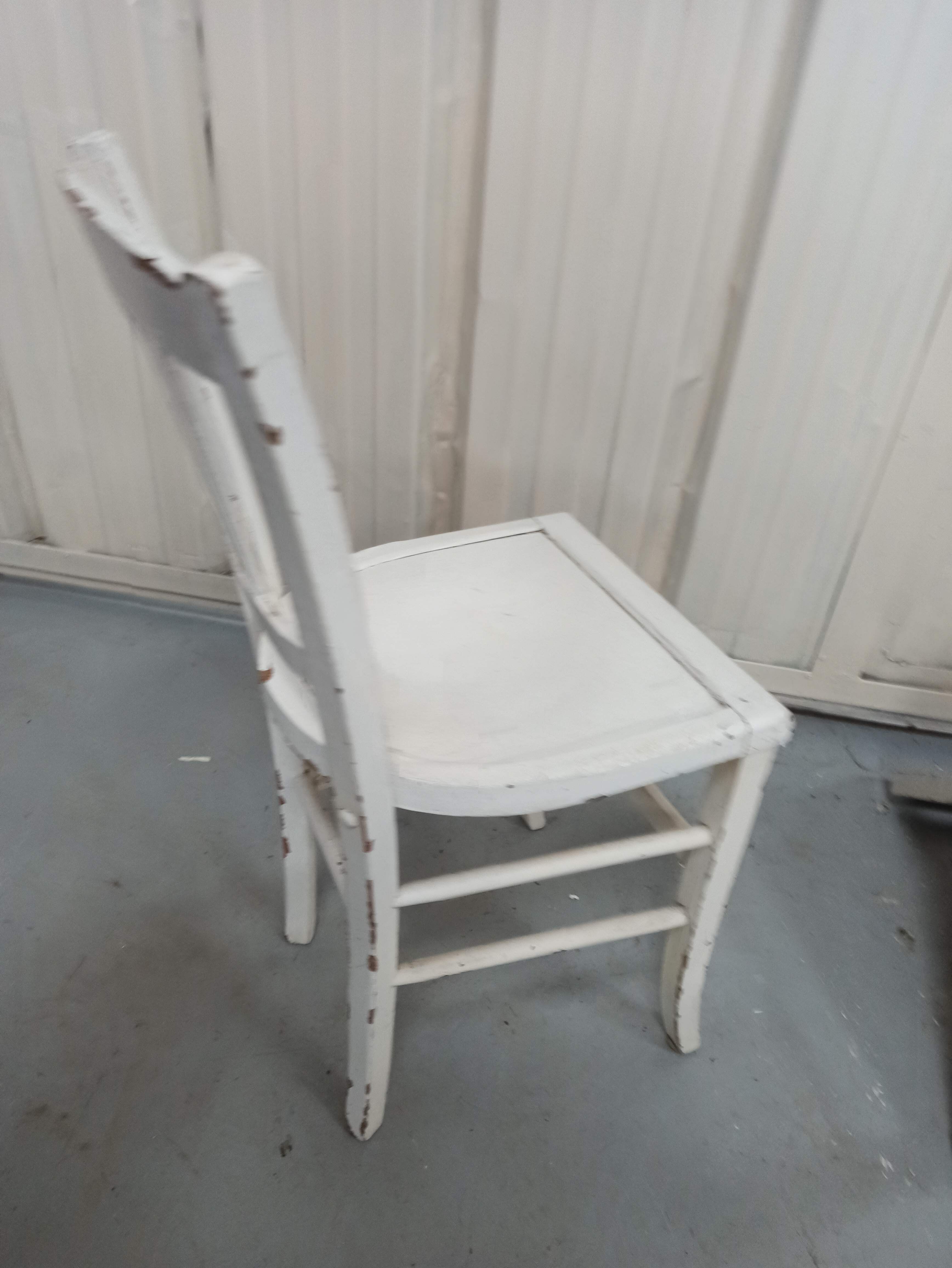 4 patinated white bistro chairs