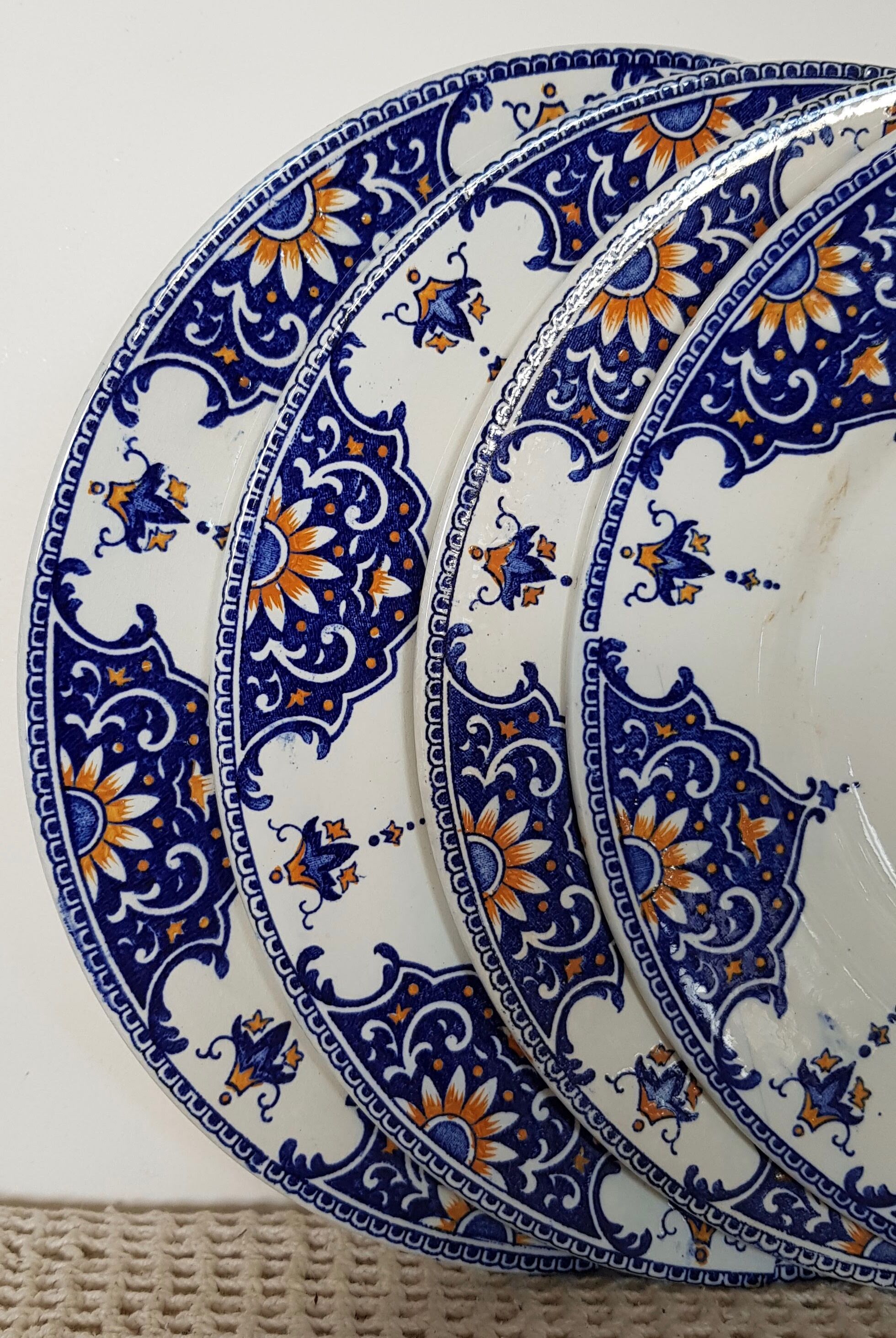 Set de 4 assiettes plates Modèle Alexandra Lunéville
