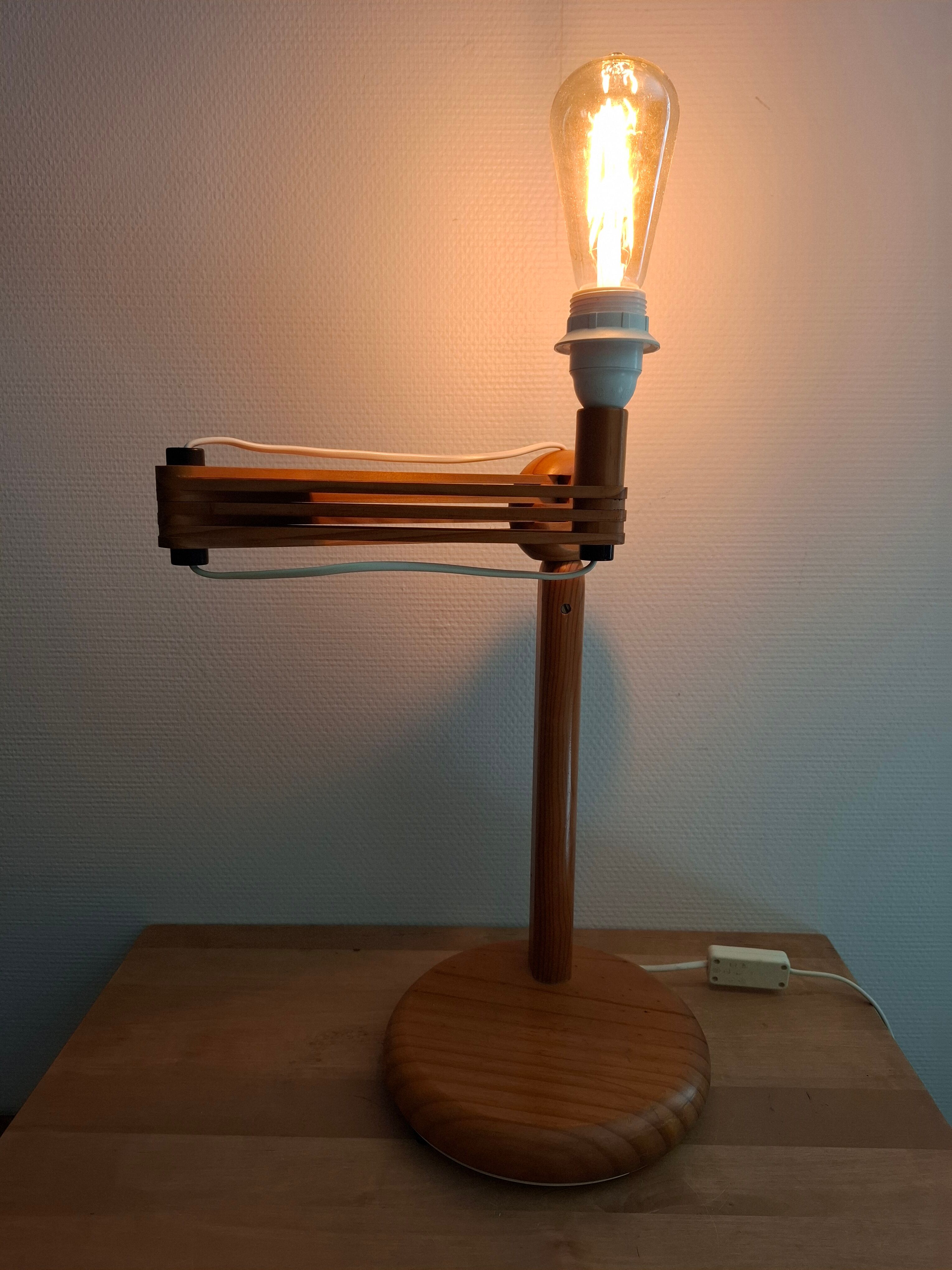 Vintage pine articulated lamp