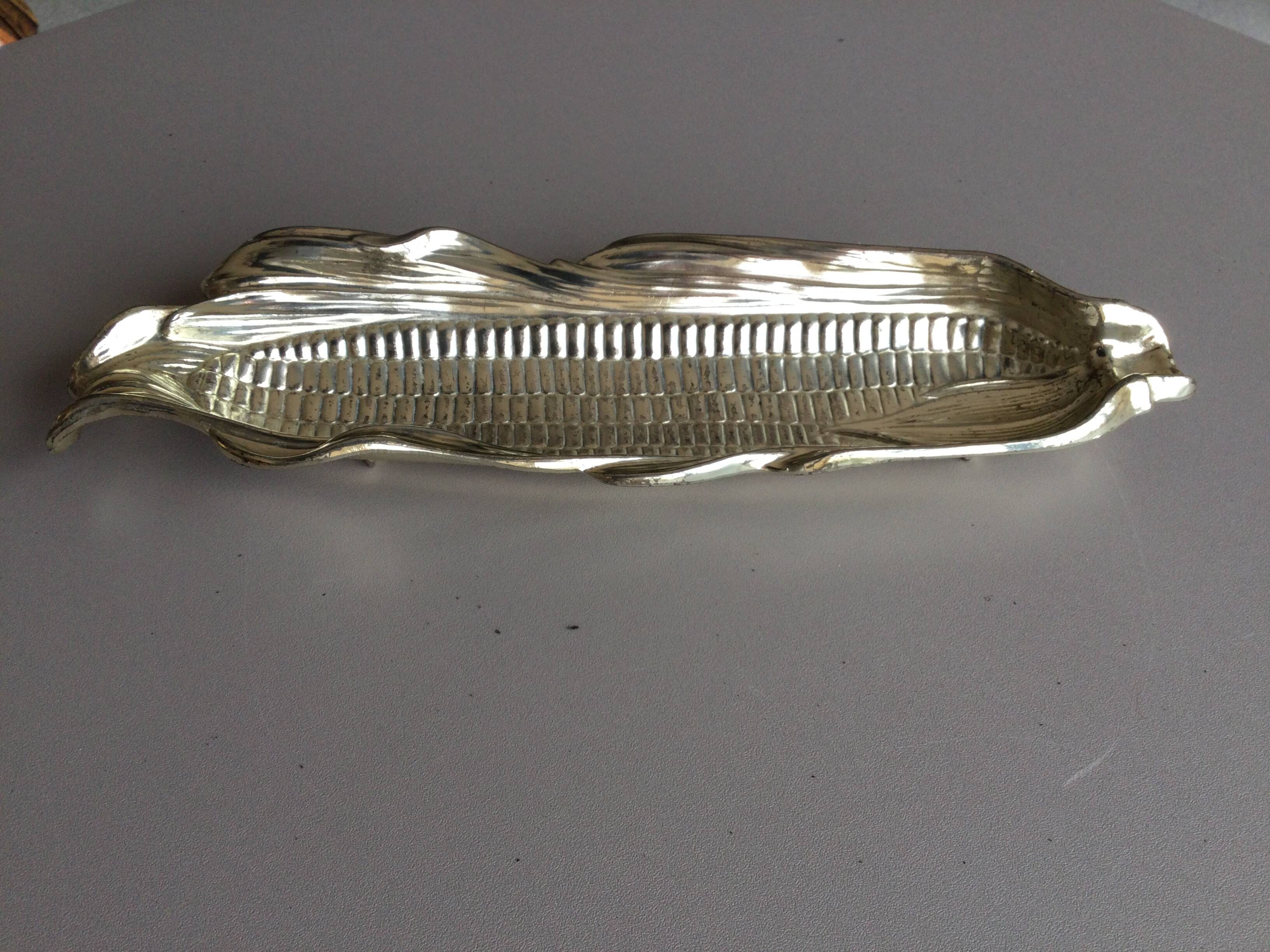 pocket video or corn cob holder