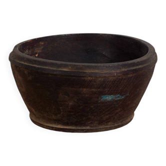 Old dark bowl (c.1900) #37