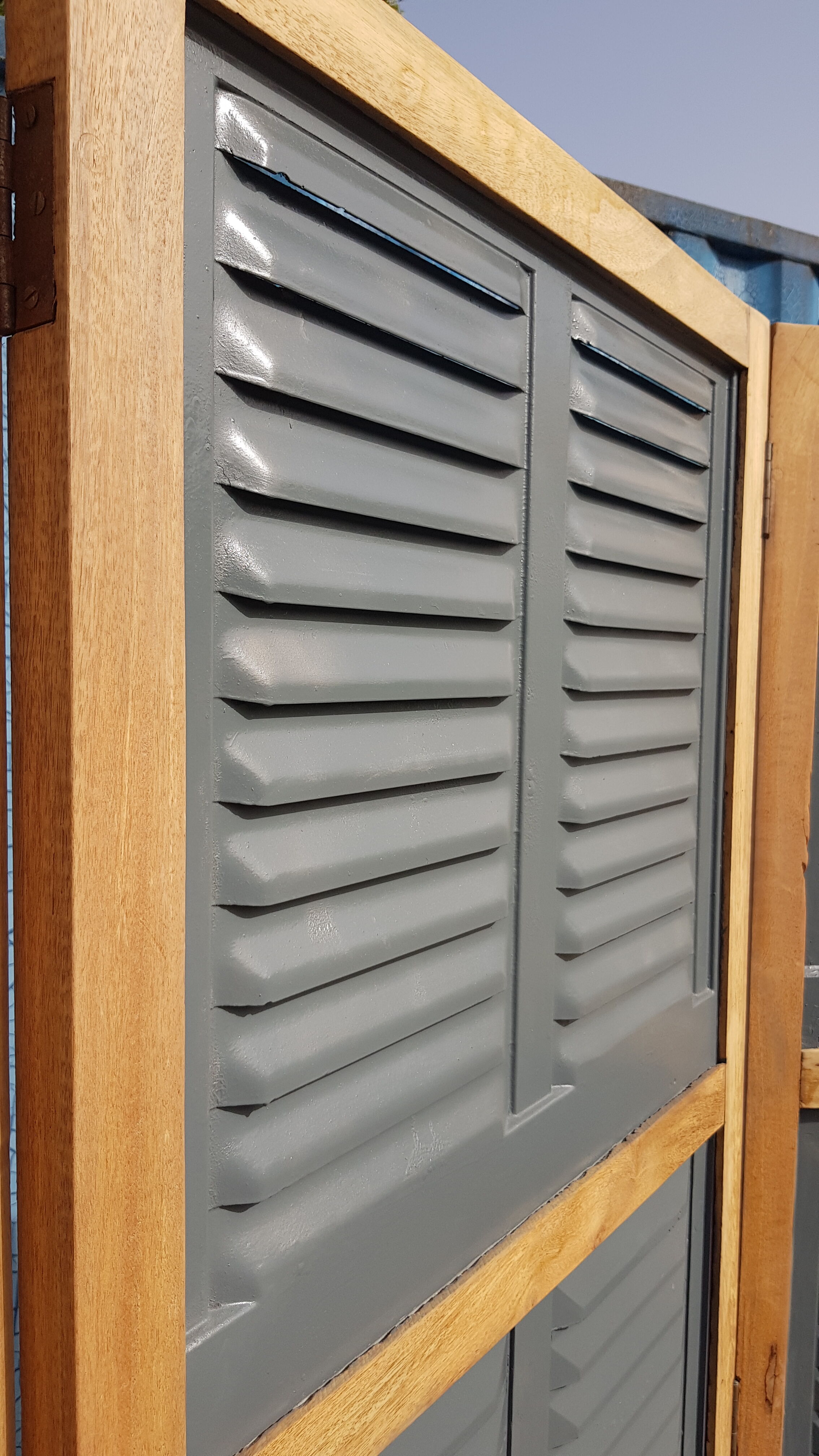 Screen - workshop divider