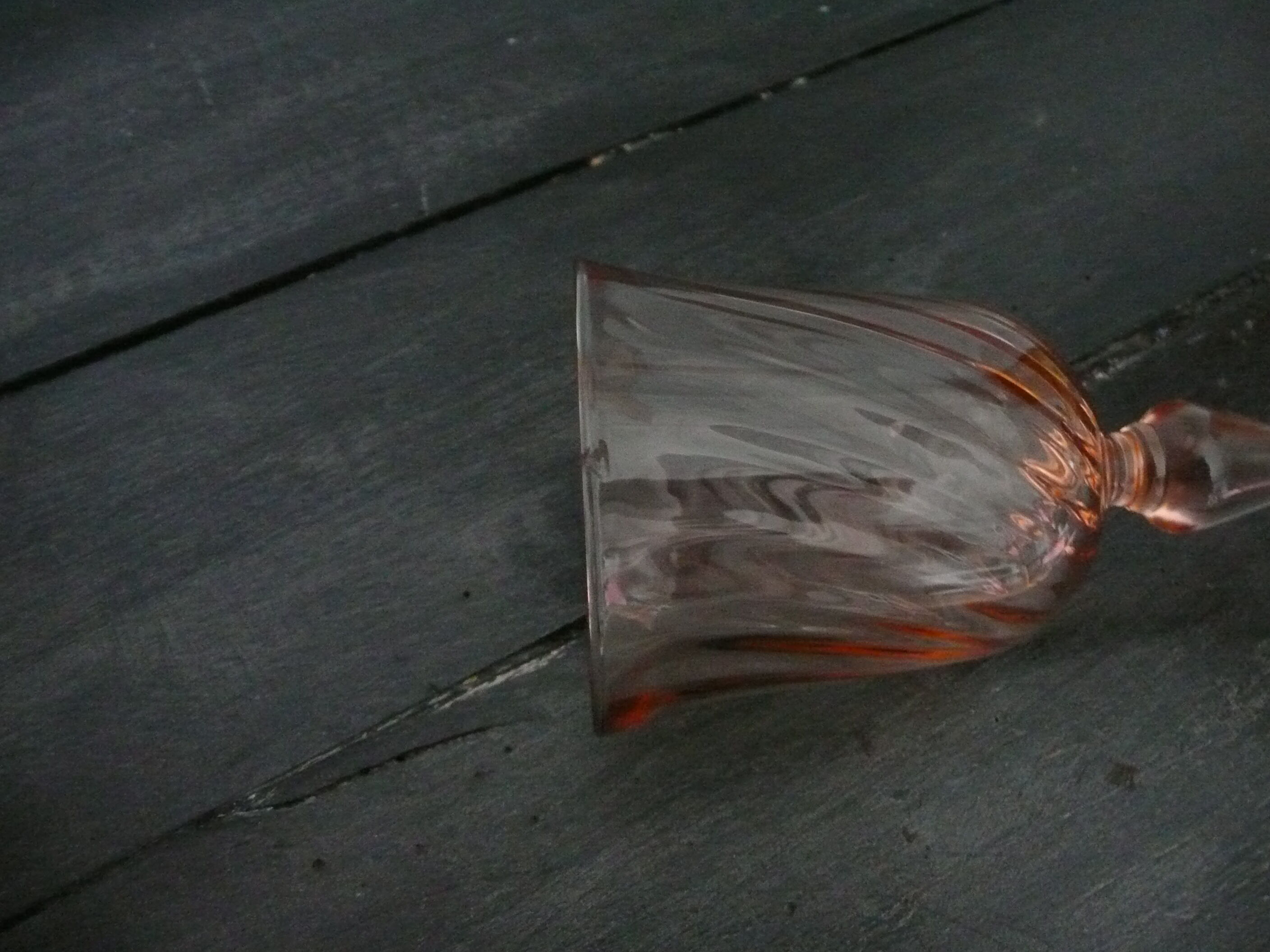 Suite de 6 verres à vin