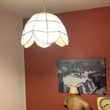 Pearly flower hanging lamp