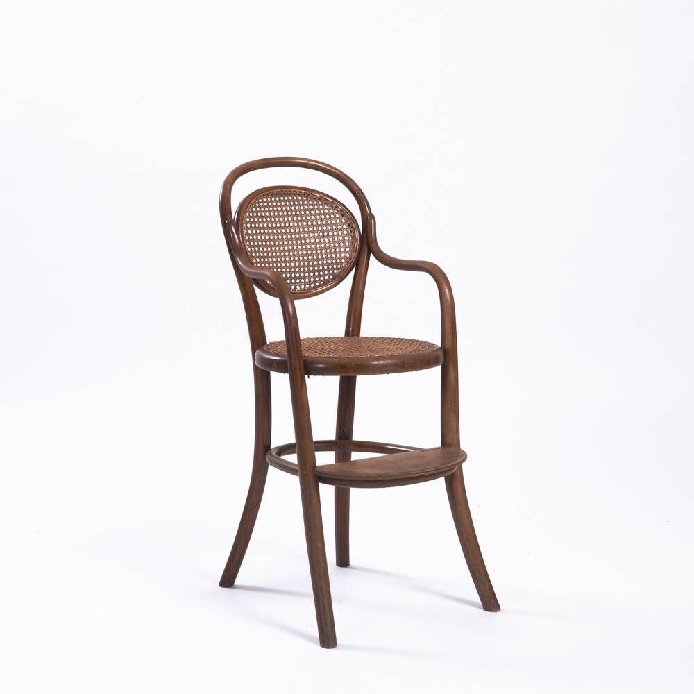 Antique set of Michael Thonet wicker and bentwood childrens chairs, 2