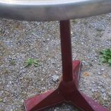 Bistro pedestal table