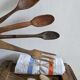 Lot de 4 couverts en bois vintage