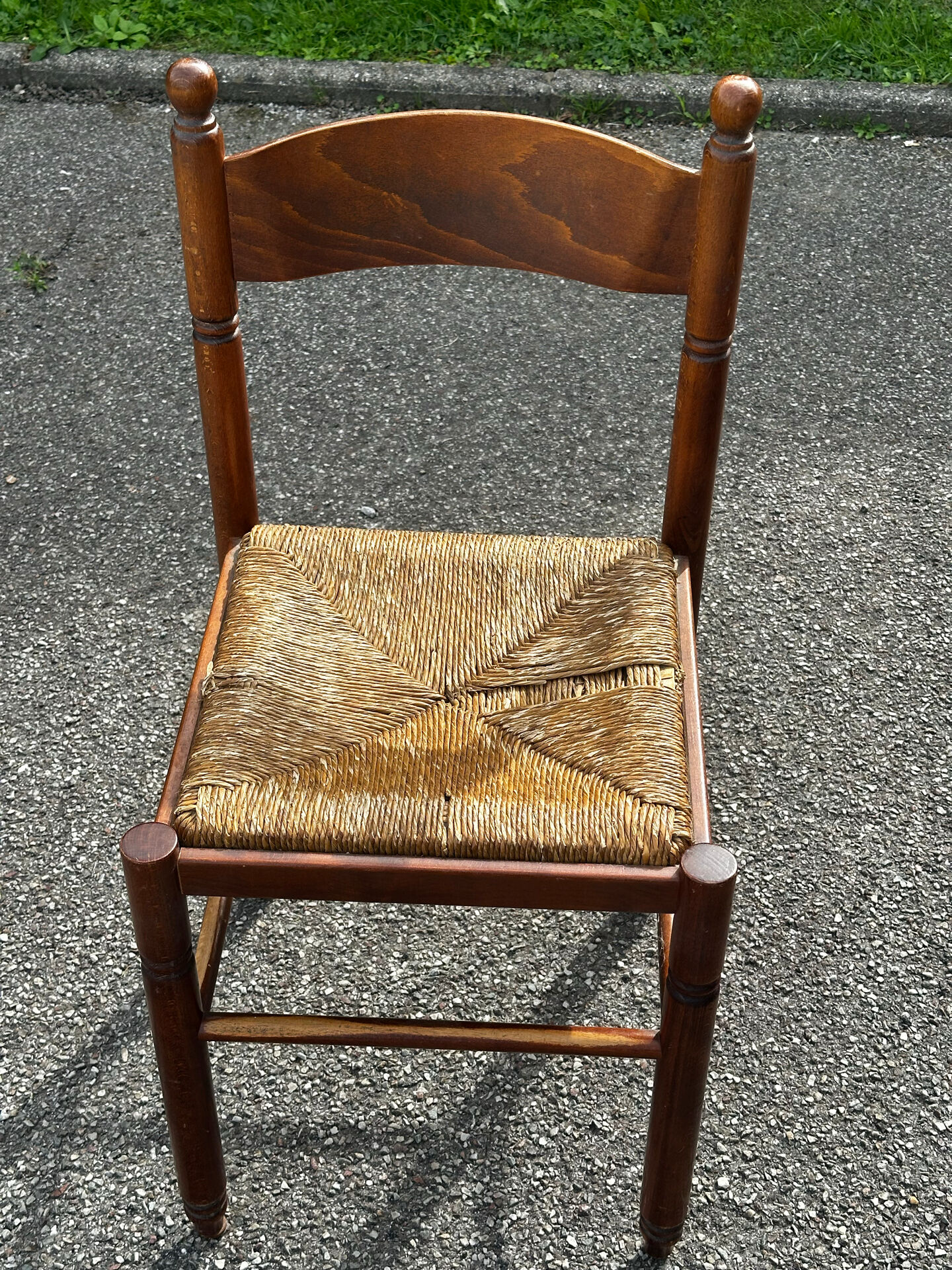 Set of 3 vintage wooden and straw chairs – 1950s