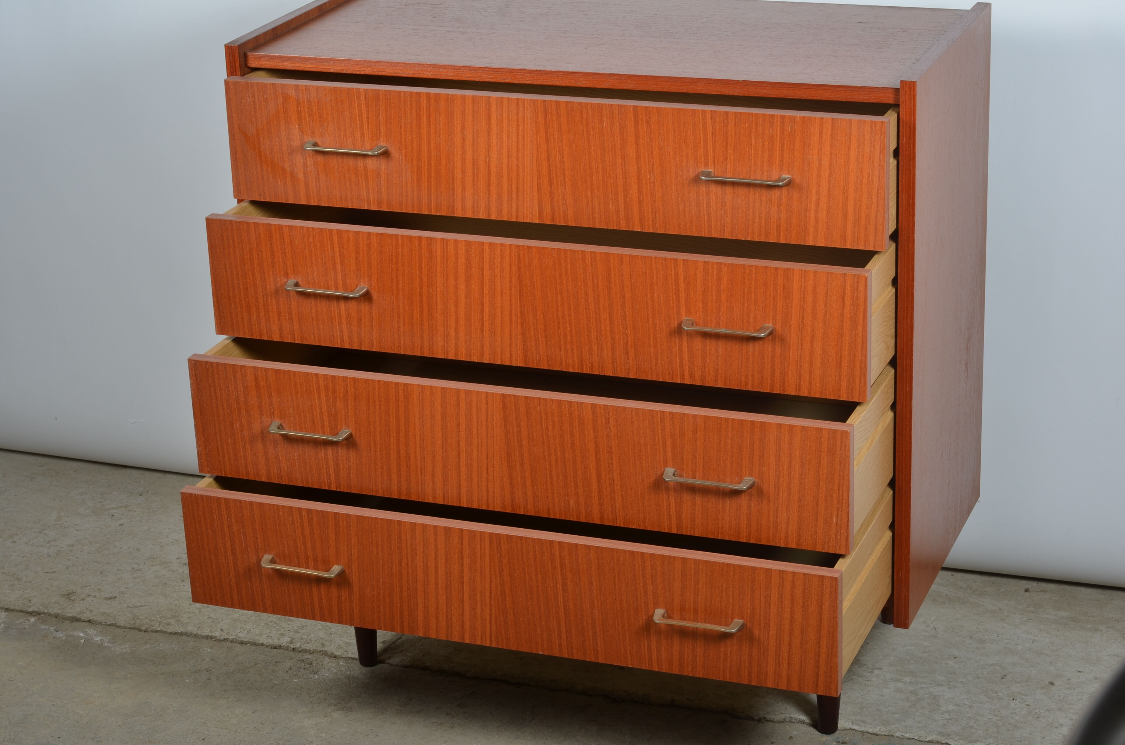 Scandinavian chest of drawers