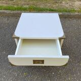 Table de chevet scandinave blanche style bateau en bois