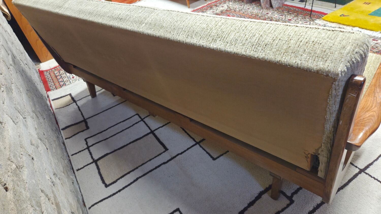 Scandinavian daybed canapé from the 1960s.