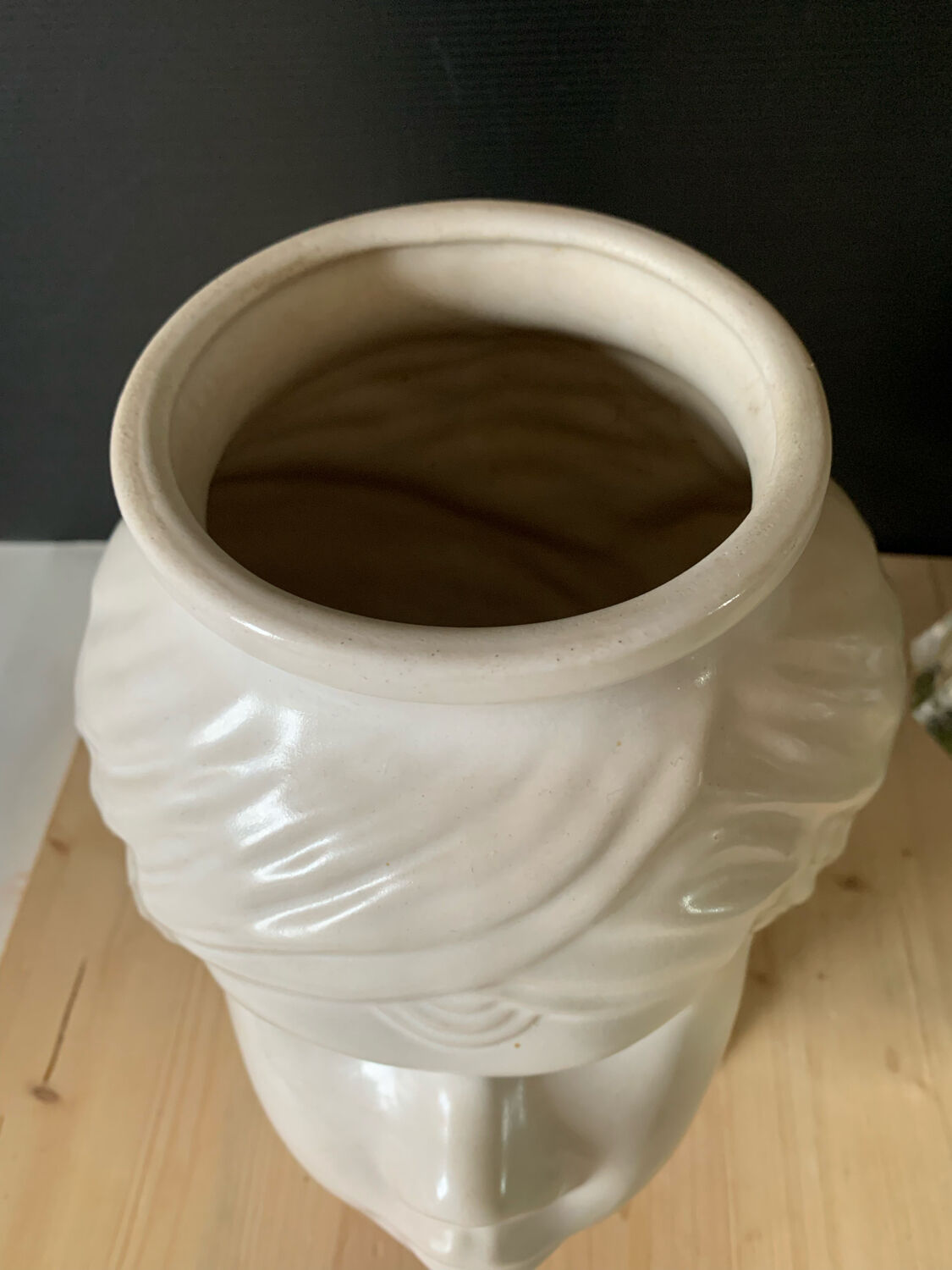Ceramic head pot cover