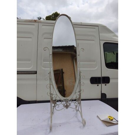Full-length mirror in metal