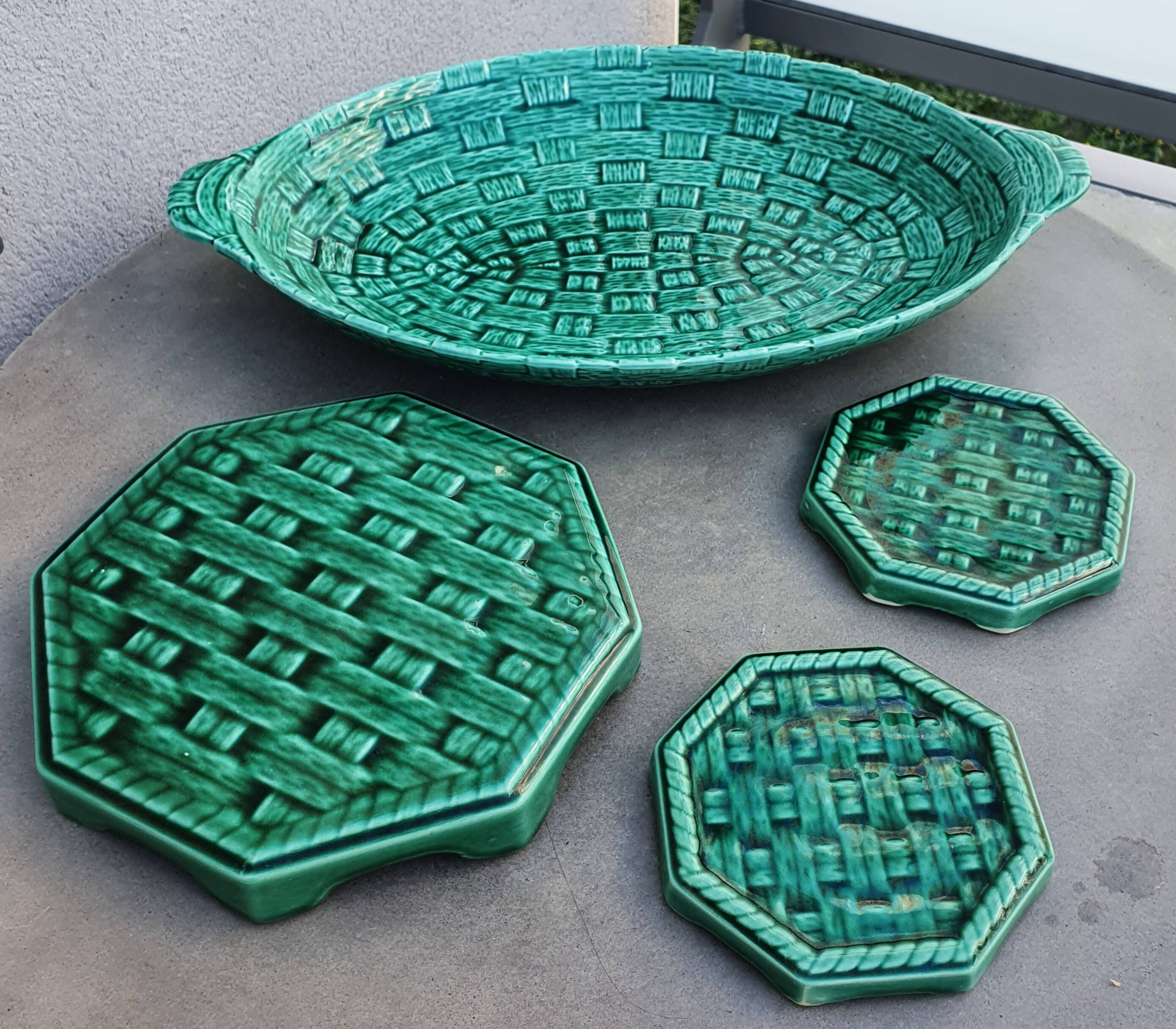 Ceramic dish