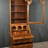 Scriban Showcase in Blond Mahogany, England – 1960