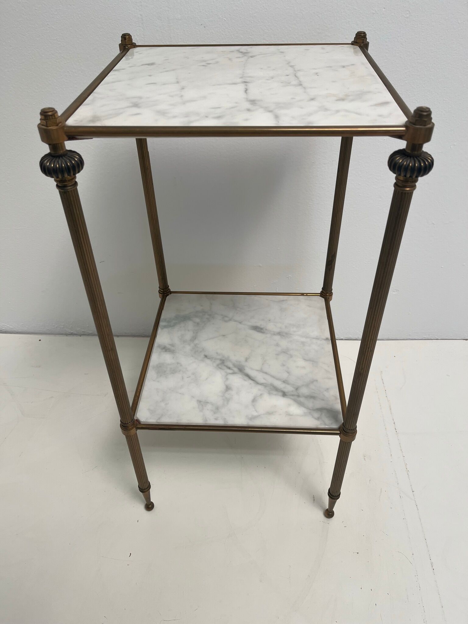 Vintage side table in white marble and brass year 60