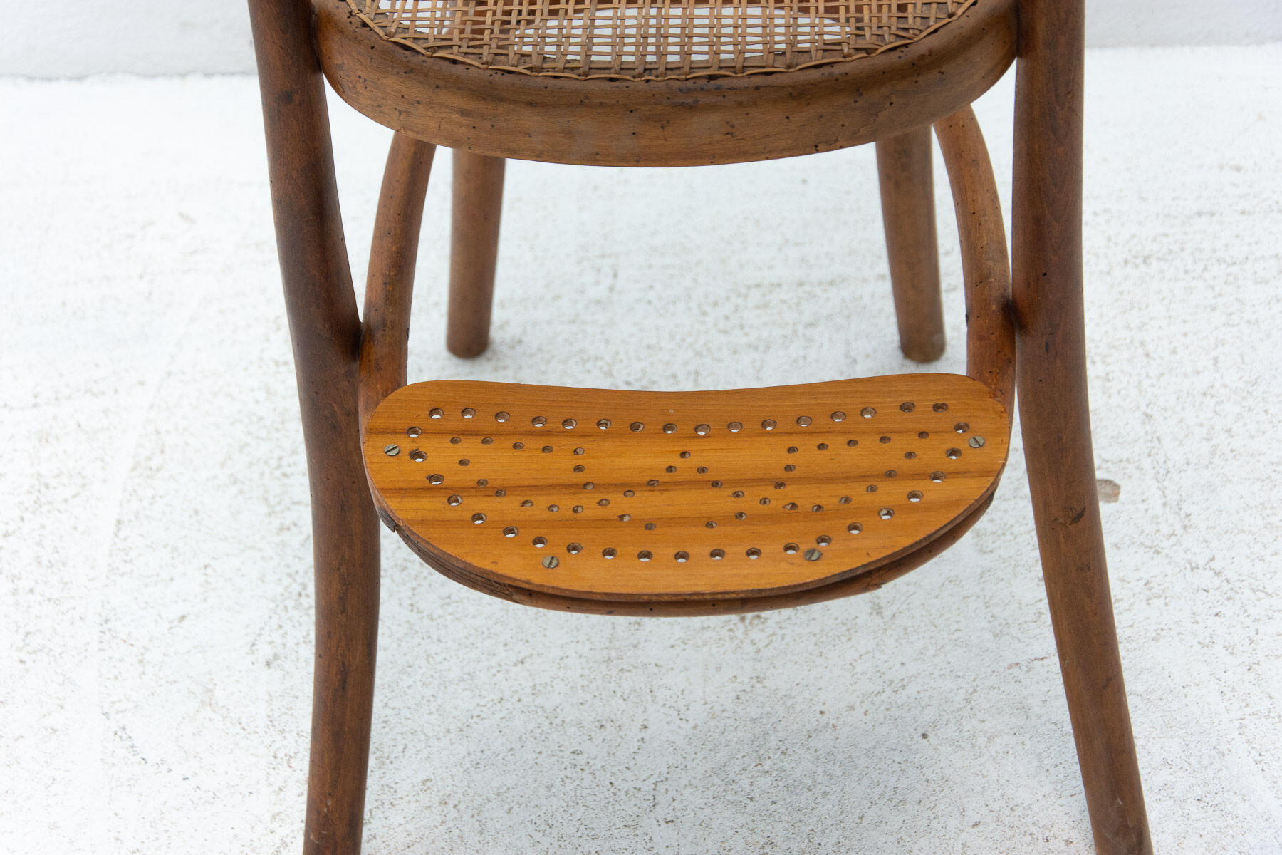 Antique Thonet children’s chair