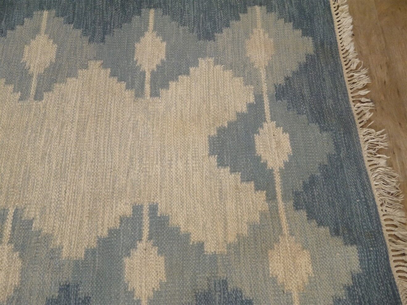 Scandinavian carpet "rollakan" in wool 1960