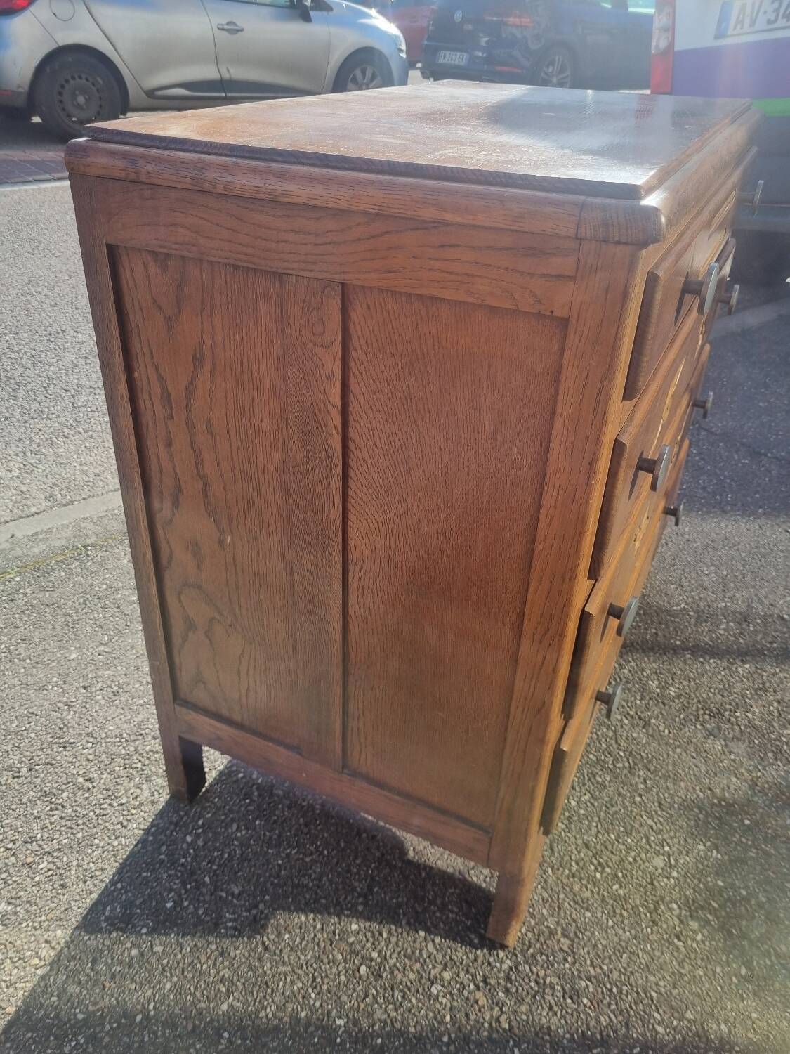 Art Deco chest of drawers