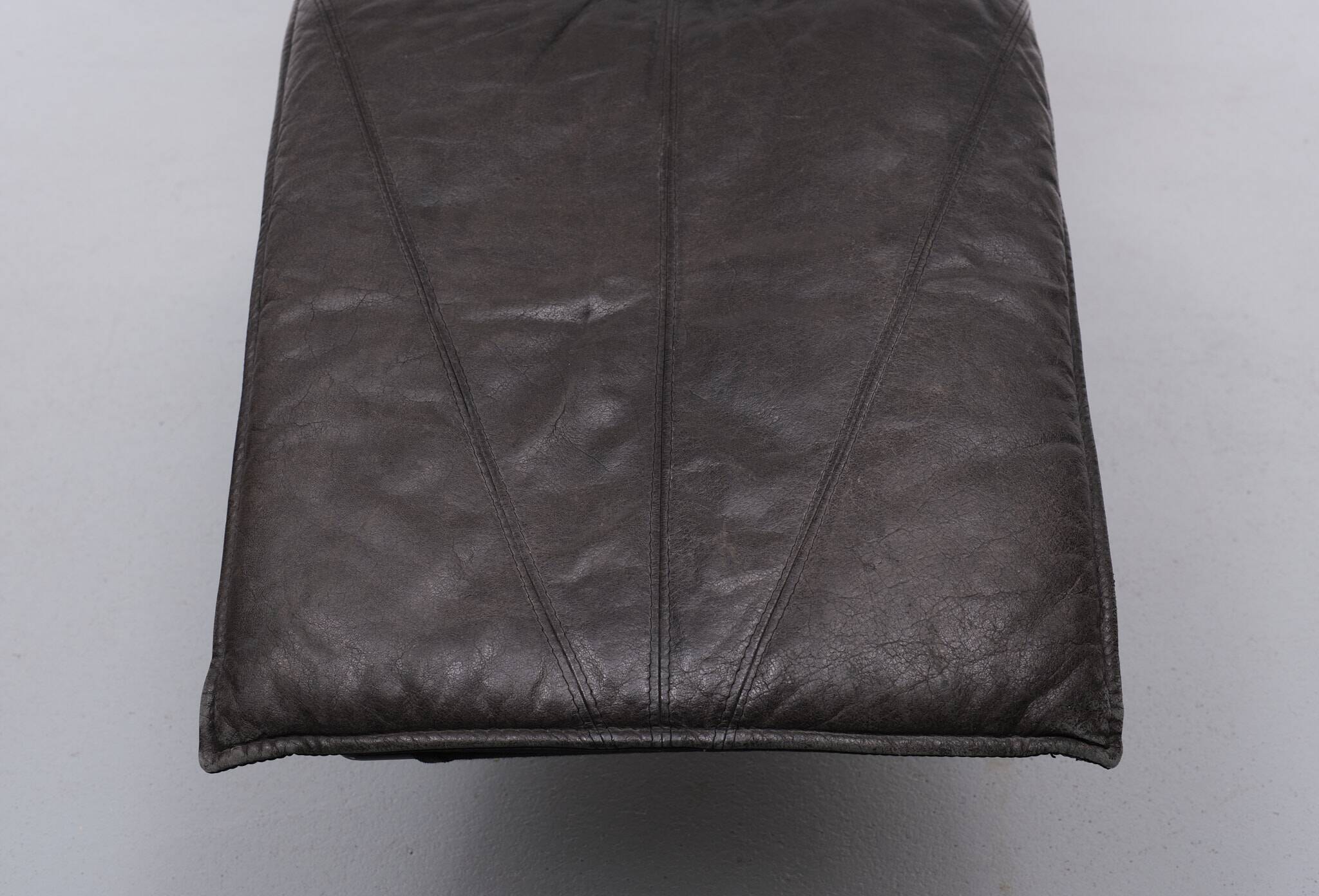 Leather chaises lougues by Tord Björklund for Ikea, 1980s