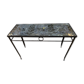 Coffee table with mirror
