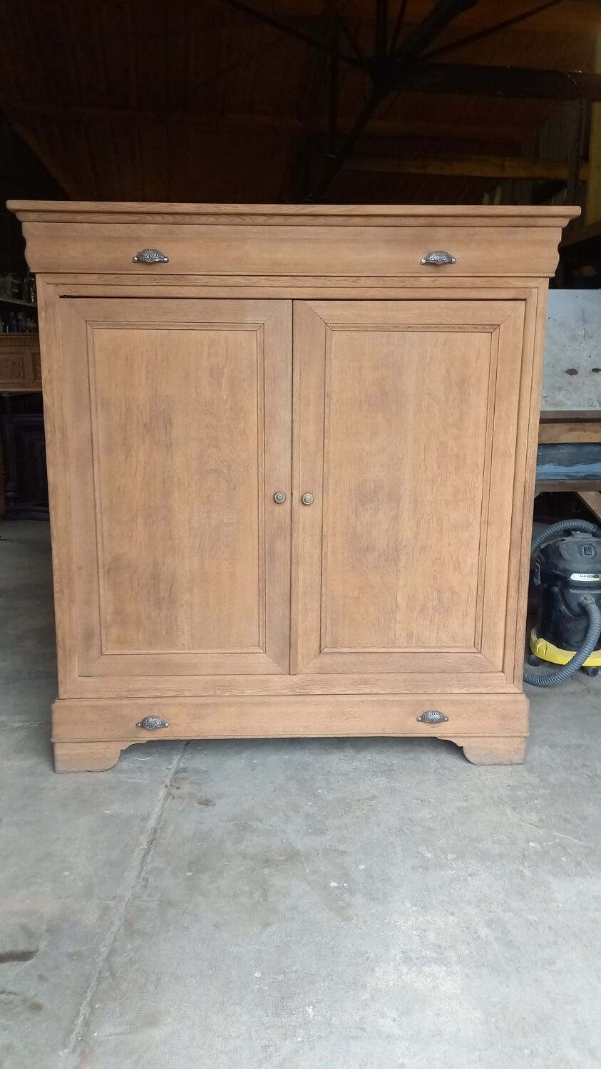19th-century solid oak Parisian buffet