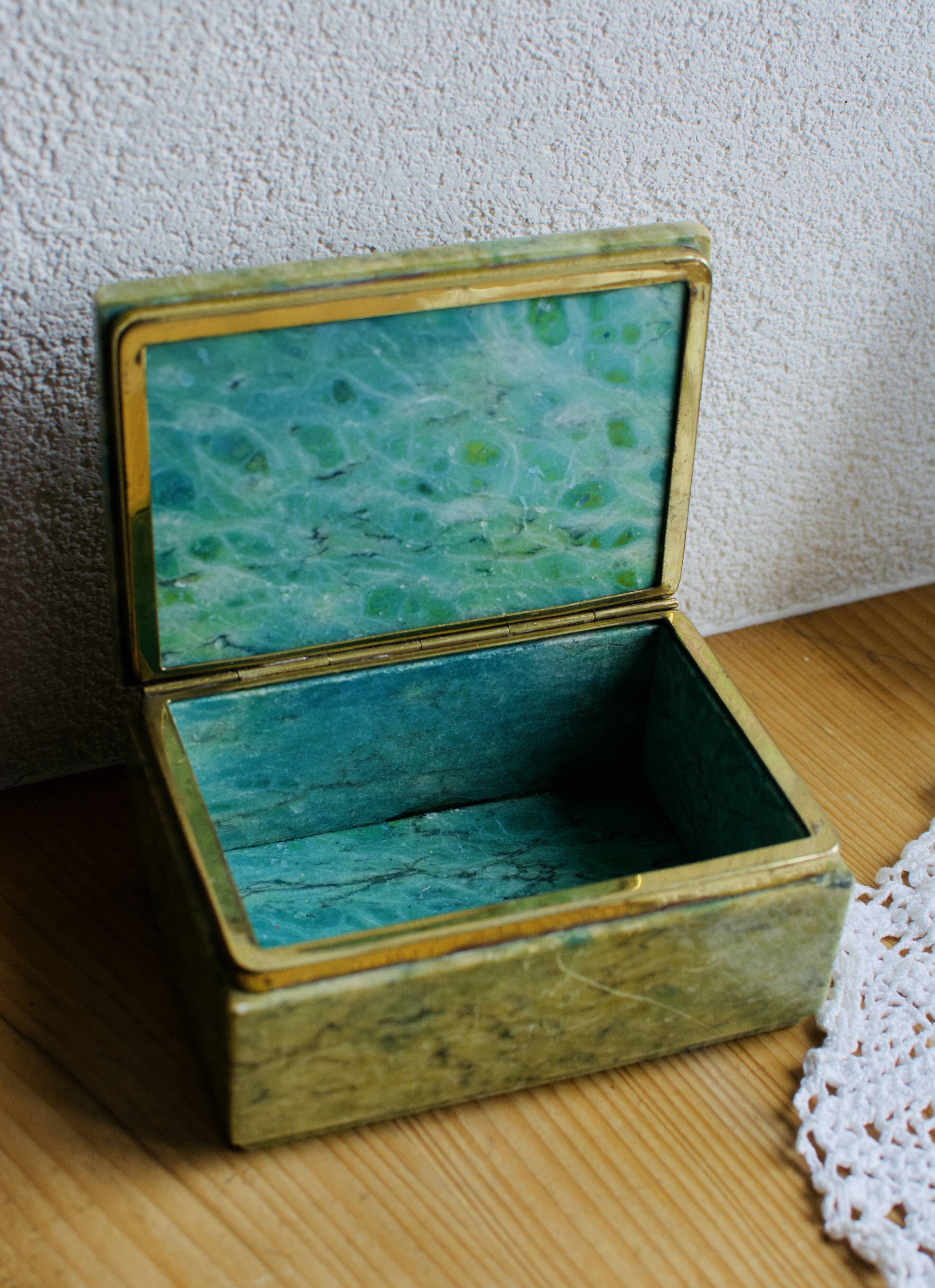 Boite italienne en marbre vert