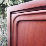 Master cabinetmaker's china cabinet. Denmark 1945/50