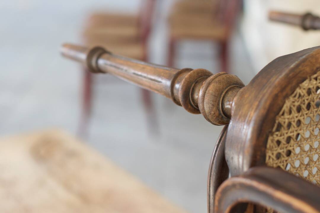 Michael Thonet curved walnut armchair - 1914