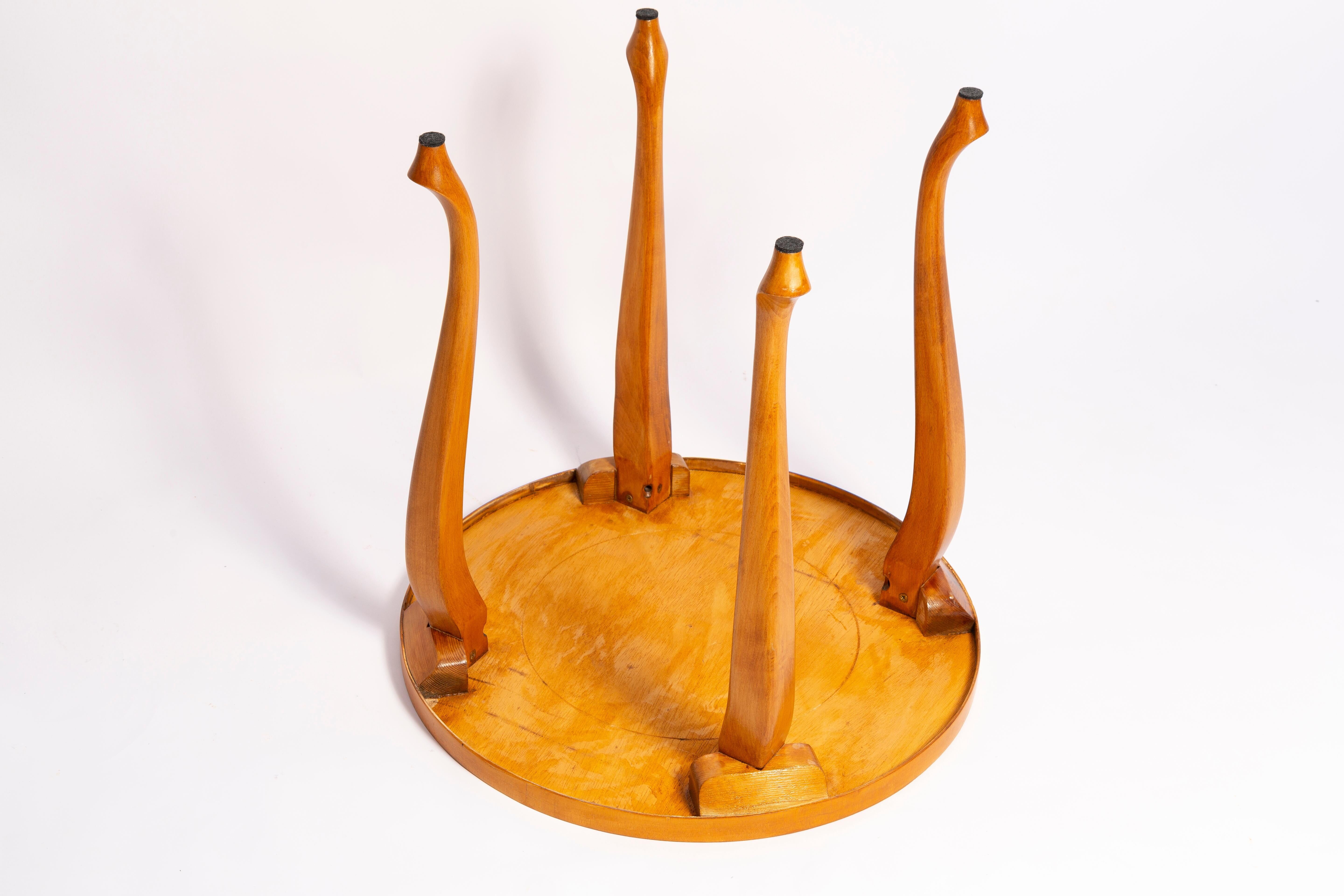 Mid-century round coffee table, light wood, Poland, 1960s