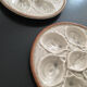 Lot de deux assiettes à huître