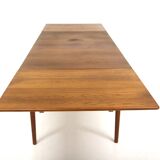 Oak dining table "Bjärni", Nils Jonsson, Troed