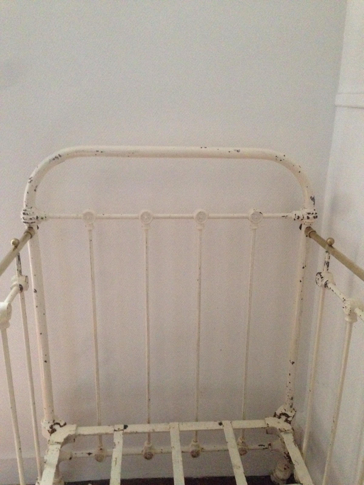 Wrought iron bed