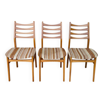 3 chaises scandinave en teck