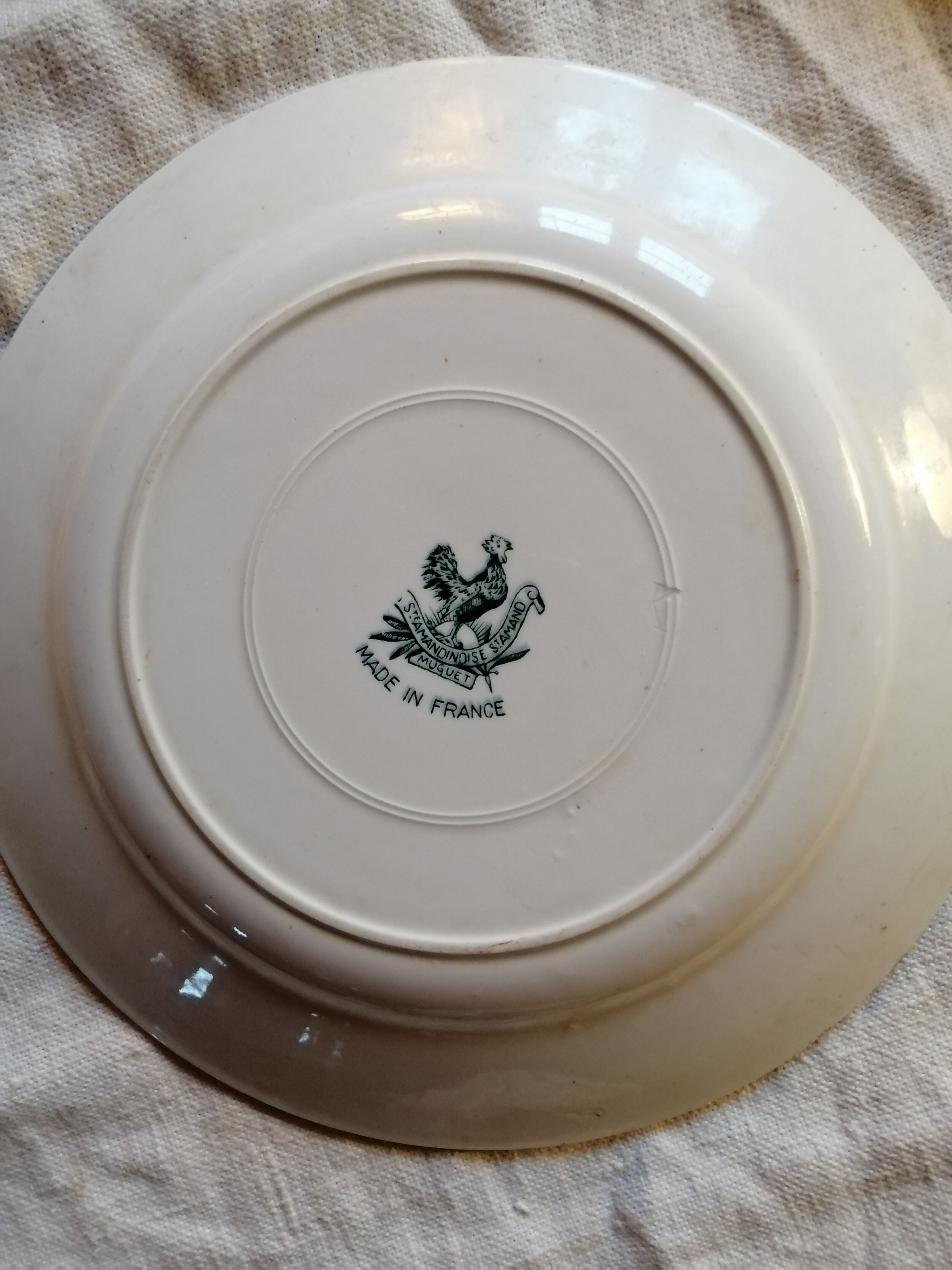 Saint Amand 'muguet' plate