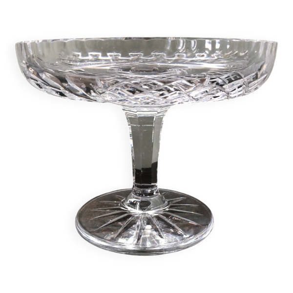 Coupe sur pied, compotier ancien en verre gravé
