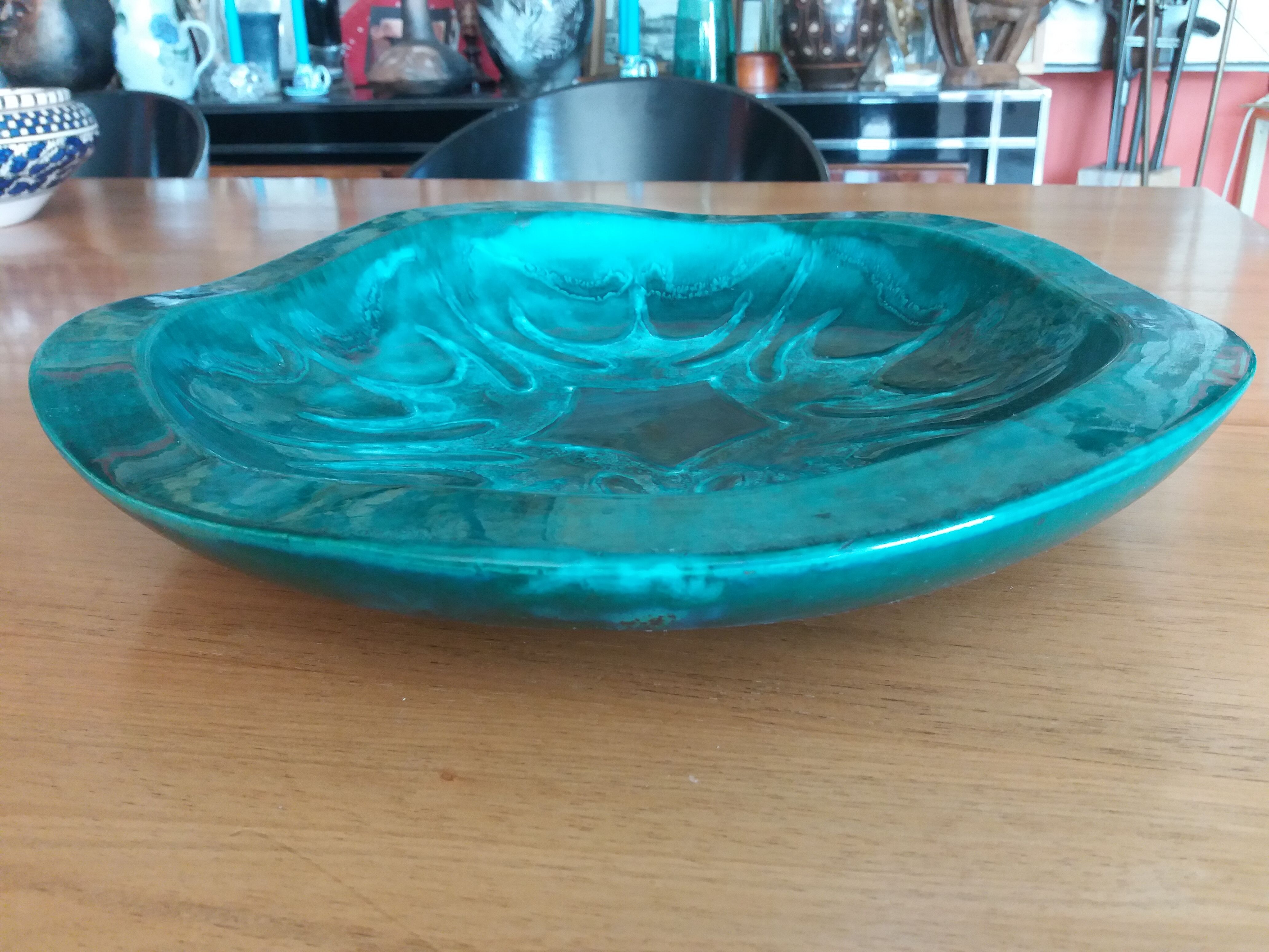 Fruit bowl circa 1950 in ceramic, signed Giraud in Vallauris