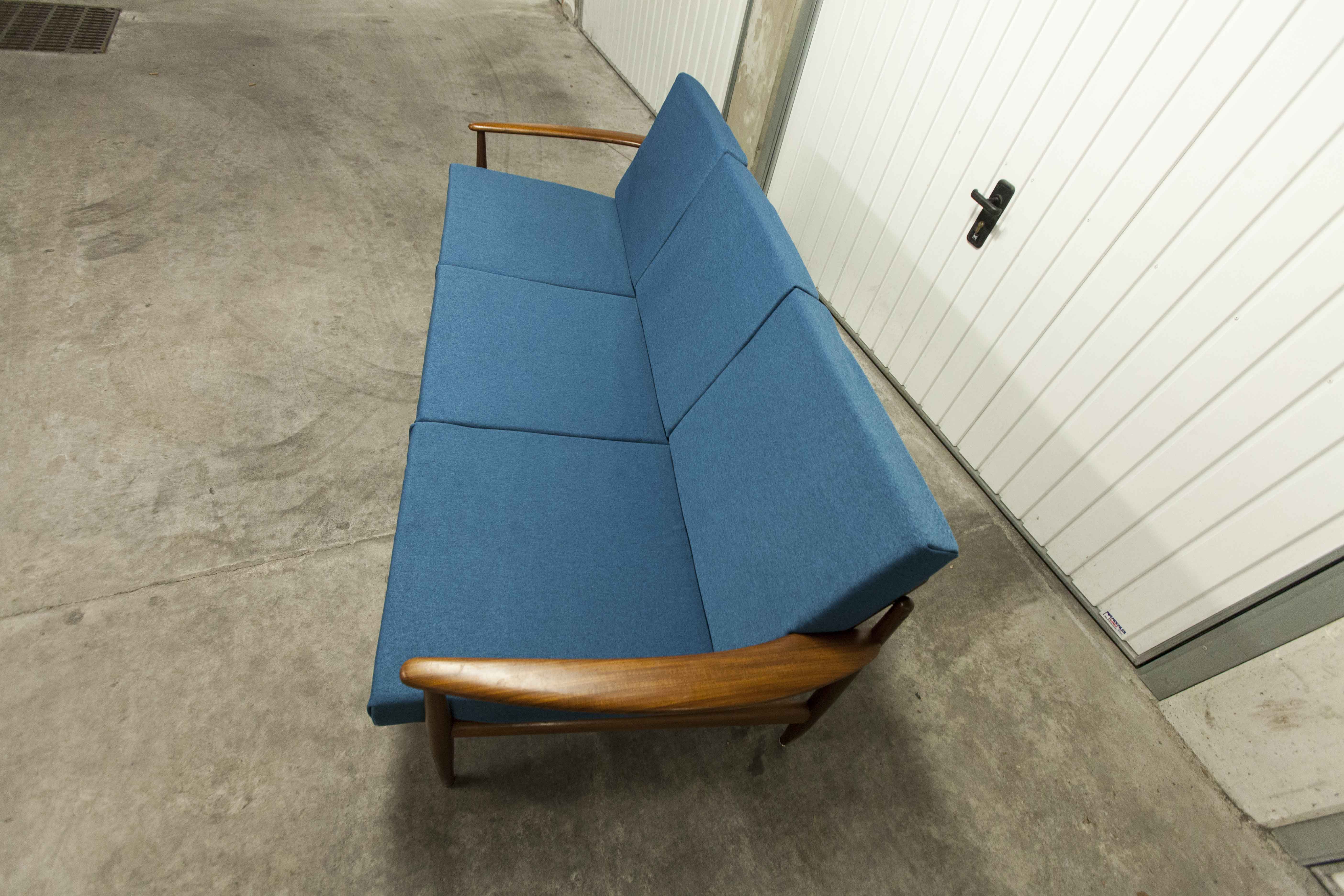 Scandinavian sofa 3 places in teak 1960 restored